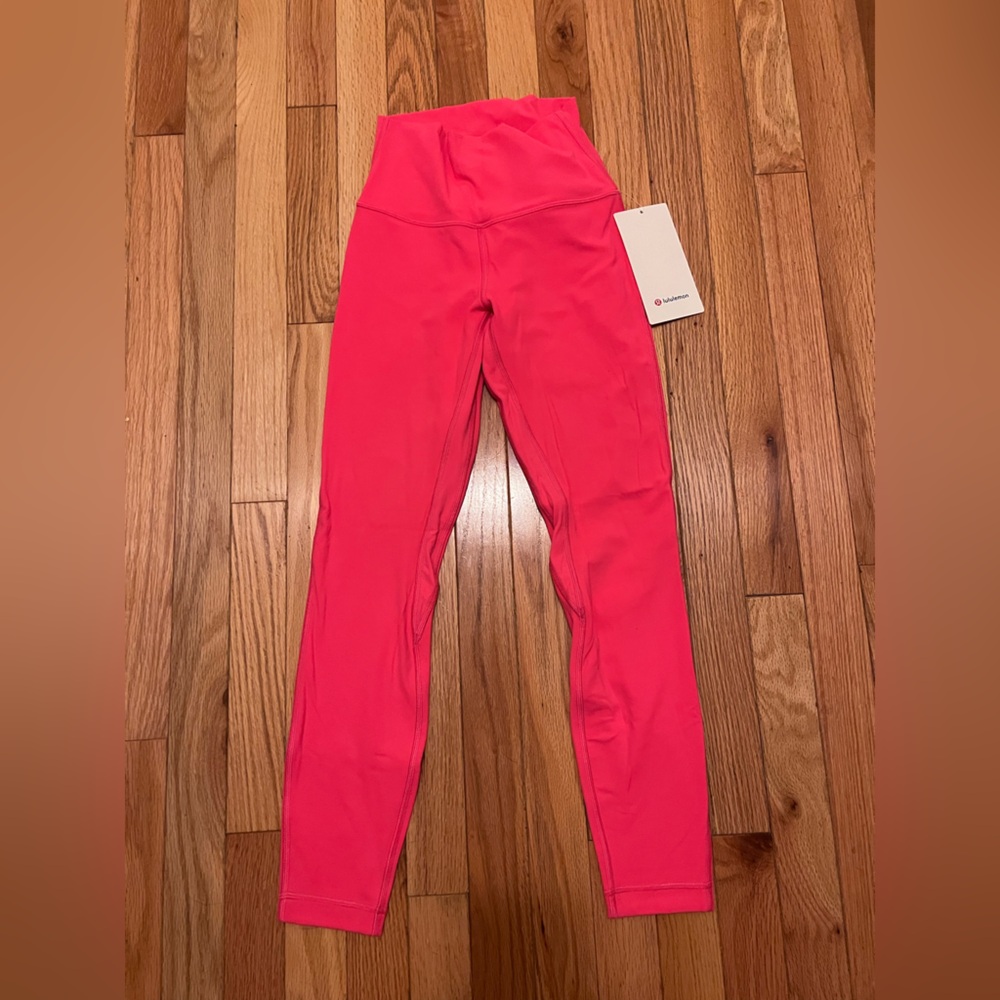 NWT Lululemon Raspberry HR Aligns 25”(Size 4)